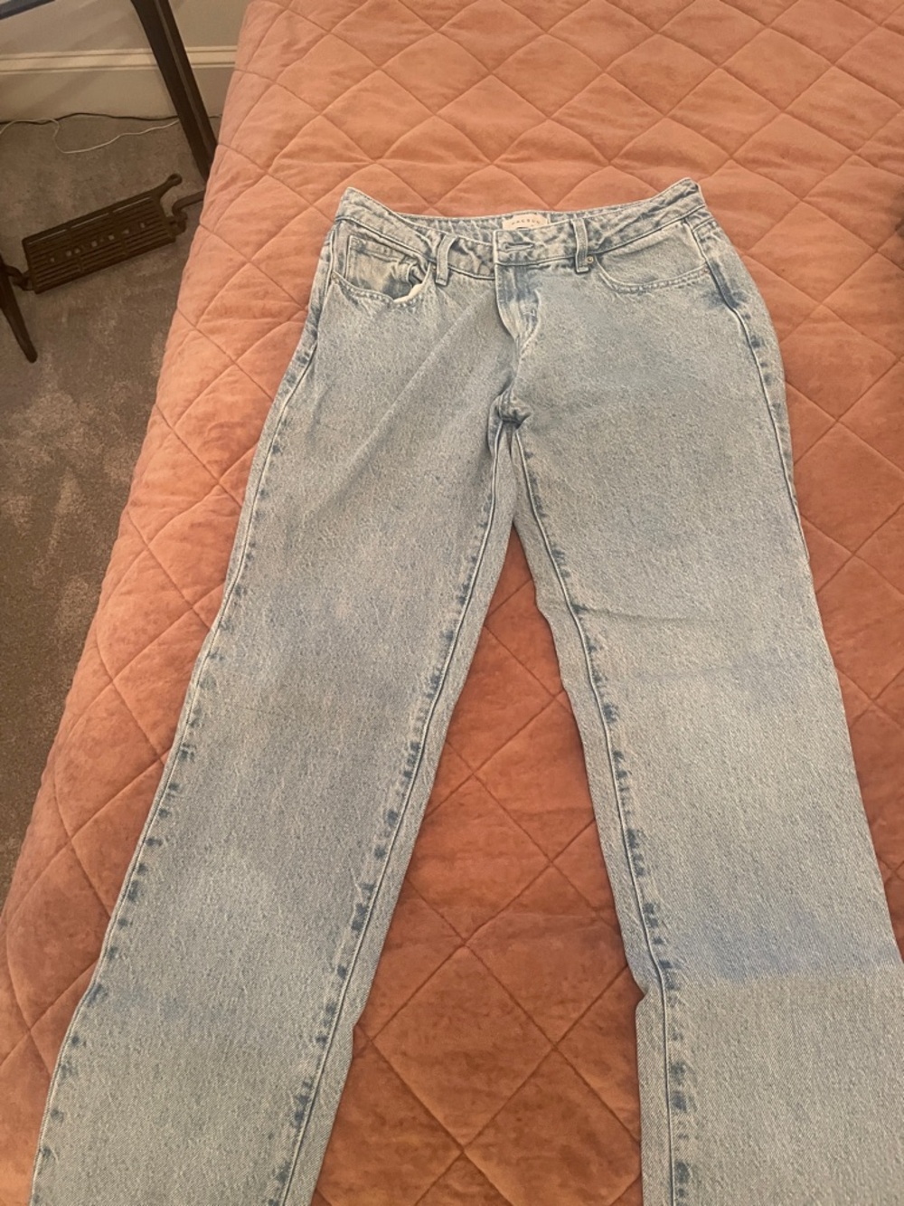PAC sun Light Wash low rise Straight Leg Women’s Jeans